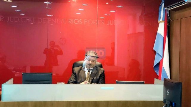 El vocal del Tribunal de Juicio y Apelaciones Pablo Vírgala presidió la audiencia .