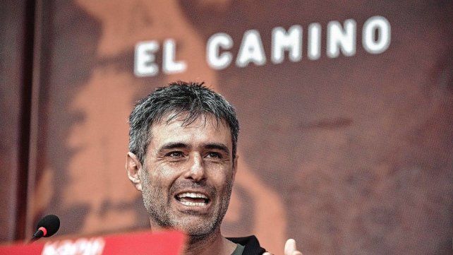 Julio Vaccari fue presentado en Independiente de Avellaneda. Julio Vaccari fue presentado en Independiente de Avellaneda.