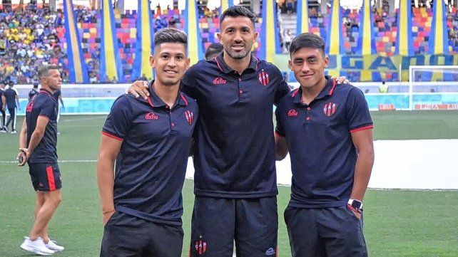Patronato salió a reconocer el estadio. Se viene la final.