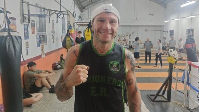 Mientras ultima su preparación para la pelea, paralelamente Wenceslao Mansilla continúa trabajando con sus alumnos del Team Peligro. Mientras ultima su preparación para la pelea, paralelamente Wenceslao Mansilla continúa trabajando con sus alumnos del Team Peligro.