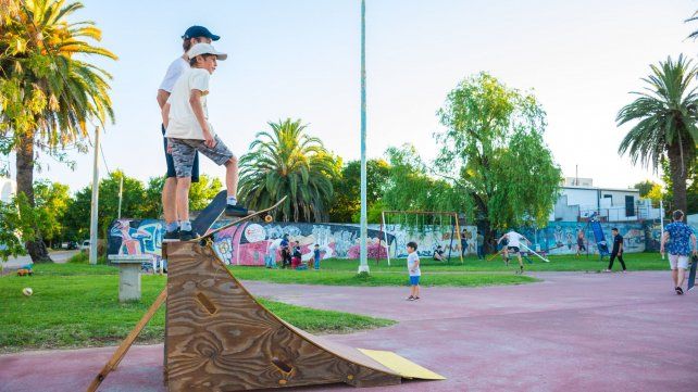 Luchan por la construcción del skatepark. 
