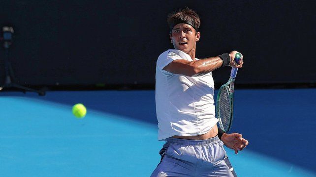 Tomás Etcheverry derrotó a Andy Murray en el Australian Open Tomás Etcheverry derrotó a Andy Murray en el Australian Open