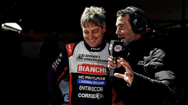 Nicolás Bonelli en las calles de Concepción del Uruguay. Nicolás Bonelli en las calles de Concepción del Uruguay.