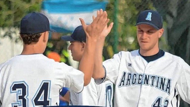 La Selección Argentina de sóftbol y una nueva victoria. La Selección Argentina de sóftbol y una nueva victoria.