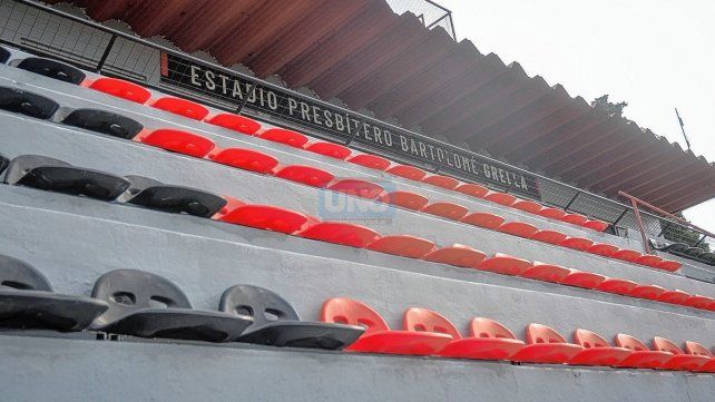 El sector de plateas del estadio de Patronato luce las nuevas butacas