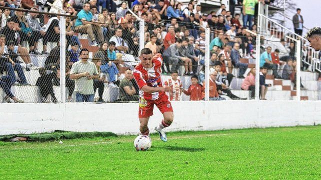 Atlético Paraná debe ganar y esperar un resultado que lo mantenga con vida.