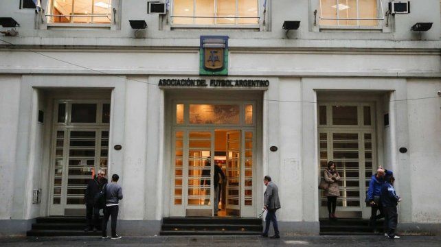 AFA determinó los lineamientos para el regreso de los campeonatos en el país