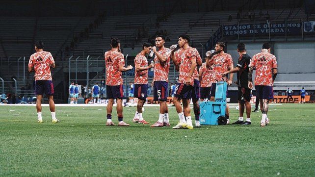 River visita a Vélez en Liniers. River visita a Vélez en Liniers.