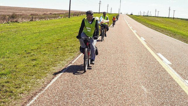 Miguel Ramos es quien comenzó esta travesía cumpliendo una promesa Miguel Ramos es quien comenzó esta travesía cumpliendo una promesa