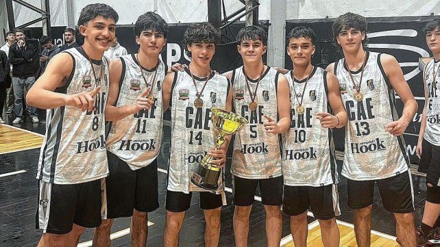 Estudiantes ganó todos sus partidos en Paraná para festejar. Estudiantes ganó todos sus partidos en Paraná para festejar.