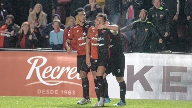 El Pulga marcó para los locales.