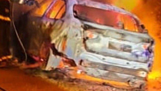 El auto de Palacio apareció incendiado. El auto de Palacio apareció incendiado.