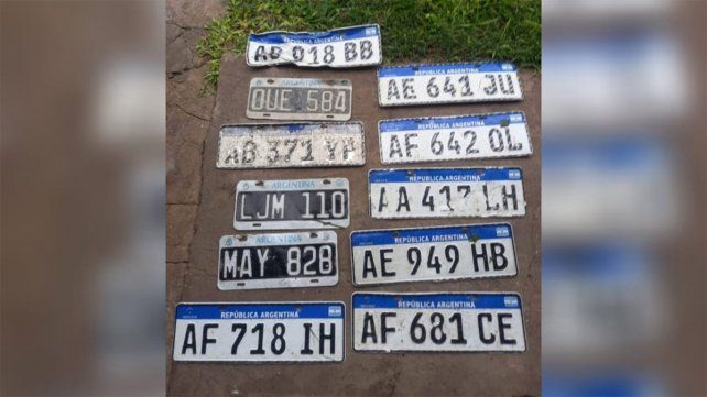 Por la lluvia el miércoles se cortó el tránsito en la ruta, en La Picada. Luego de horas, cuando el agua lo permitió los vehículos pasaron con tránsito asistido