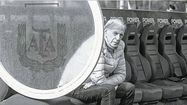 César Luis Menotti era coordinador de Selecciones Nacionales. César Luis Menotti era coordinador de Selecciones Nacionales.