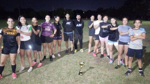 El plantel de Echagüe continúa con sus entrenamientos de cara al cierre de la temporada. El plantel de Echagüe continúa con sus entrenamientos de cara al cierre de la temporada.