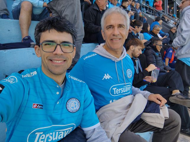 Simón y su hijo Ariel en uno de los encuentros del Pirata. Simón y su hijo Ariel en uno de los encuentros del Pirata.