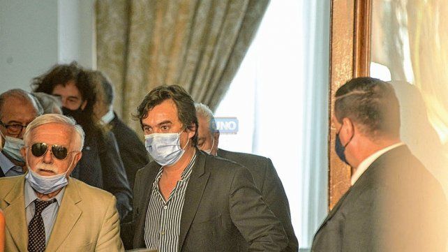 Juan Pablo Aguilera junto al abogado Raúl Barrandeguy, protagonistas del megajuicio.