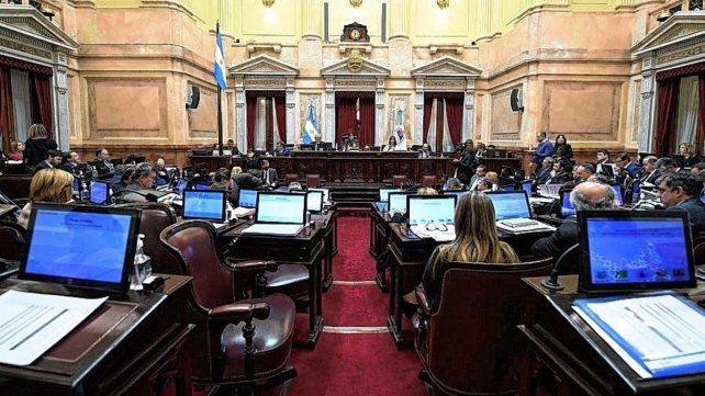 La medida de alivio fiscal implica una escala de tramos diferente, la exención del pago para las categorías A y B de monotributo, y una mayor deducción del Impuesto a las Ganancias para autónomos