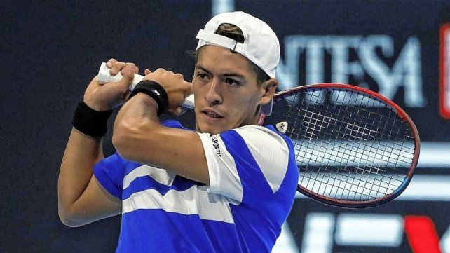 Sebastián Báez disputará una de las semifinales del Next Gen Finals, en Milán.