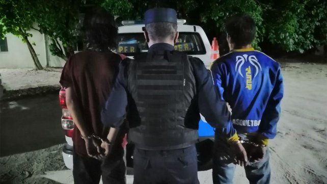 El hecho ocurrió este lunes en Paraná. El hombre fue trasladado en ambulancia al hospital San Martín. Pudo dar datos de sus agresores