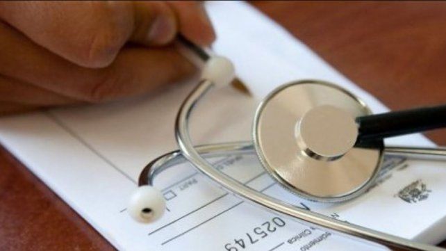 El Gobierno habilitó a las prepagas a limitar la cobertura de los afiliados El Gobierno habilitó a las prepagas a limitar la cobertura de los afiliados