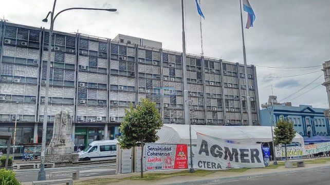La carpa docente es símbolo de la protesta de Agmer en Entre Ríos.