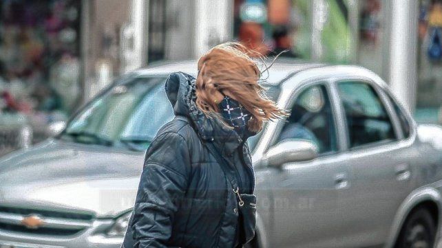 Se viene un frío polar: viernes con neblina y mínima de 4 grados