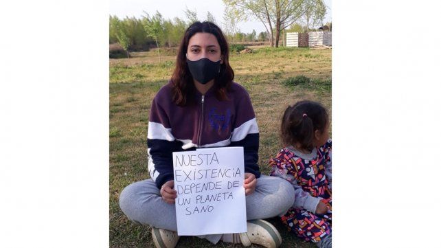 Alumnas de Villa Paranacito piden por la Ley de Humedales