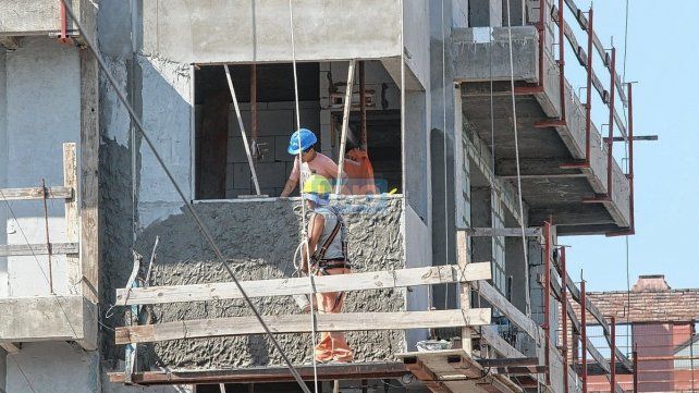 En la provincia, la cifra de empleos en construcción creció un 18,1% en un año. Lejos de su pico de 2015, se observa un panorama positivo para el sector