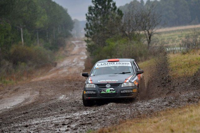 El Rally Entrerriano cierra en Pronunciamiento. El Rally Entrerriano cierra en Pronunciamiento.