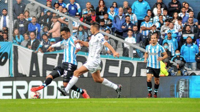 Racing rescató un empate ante Banfield en el Cilindro.