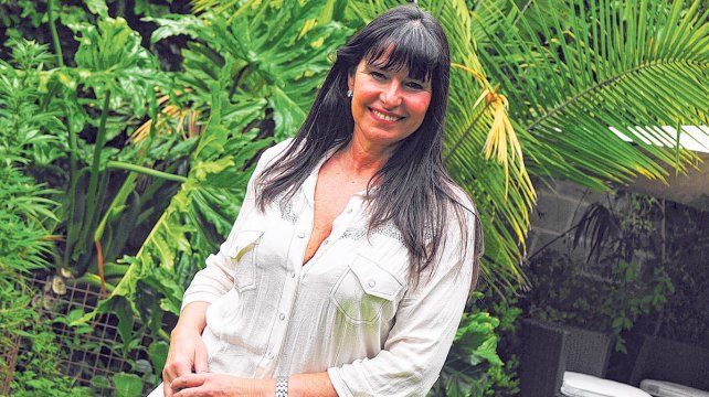 Laura Van Dembroucke. “El estudiante se espeja en el docente”.