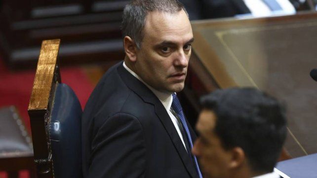 Manuel Adorni, investigado por posible enriquecimiento ilícito, se suscribió a un régimen simplificado que le permite dar menos explicaciones sobre su patrimonio Manuel Adorni, investigado por posible enriquecimiento ilícito, se suscribió a un régimen simplificado que le permite dar menos explicaciones sobre su patrimonio