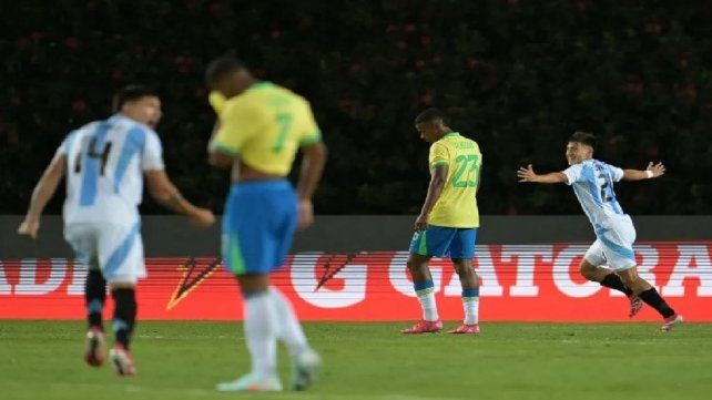 Argentina le propinó un 6-0 a Brasil. Argentina le propinó un 6-0 a Brasil.