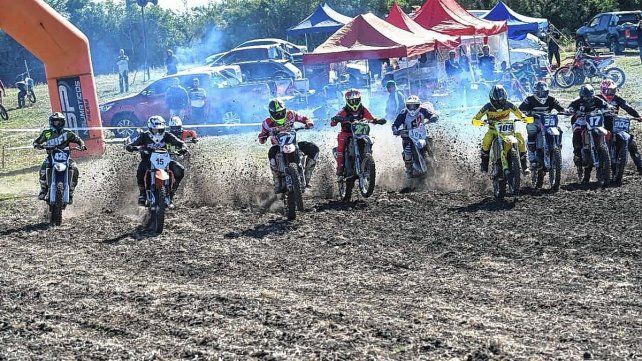 El Endurocross corrió en Diamante.