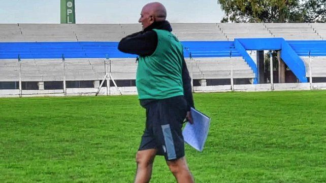 Gimnasia, dirigido por Marcelo Fuentes, se ubica último en la zona 3 del Torneo Federal A. Gimnasia, dirigido por Marcelo Fuentes, se ubica último en la zona 3 del Torneo Federal A.