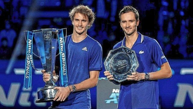 Alexander Zverev y Daniil Medvedev se encontraron en la final de la Copa de Maestros.