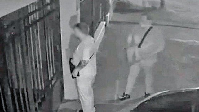 Buscan dar con los dos ladrones en Concordia. Buscan dar con los dos ladrones en Concordia.