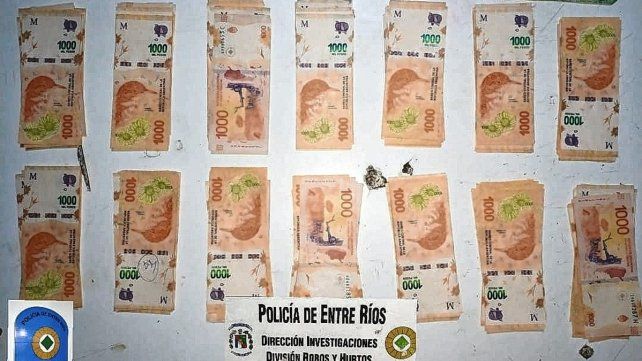 Robos y Hurtos encontró 146.500 pesos que fueron incautados porque no se pudo justificar su legal tenencia.