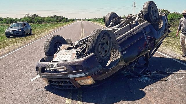 Falleció automovilista que despistó y volcó en ruta N° 8