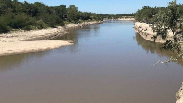 Se hundió una lancha y buscan a un hombre en el río Gualeguay Se hundió una lancha y buscan a un hombre en el río Gualeguay