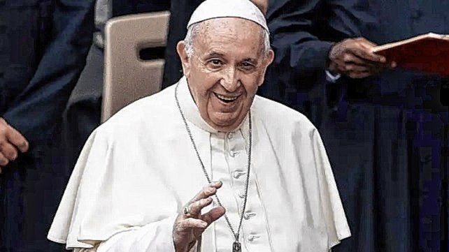 Vida. Nació en el seno de una familia católica el 17 de diciembre de 1936. El 13 de marzo de 2013 se transformó en Papa Francisco.