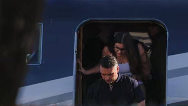 Flávio Bolsonaro aterrizó en el aeropuerto de Miami-Opa Locka procedente de Argentina Flávio Bolsonaro aterrizó en el aeropuerto de Miami-Opa Locka procedente de Argentina
