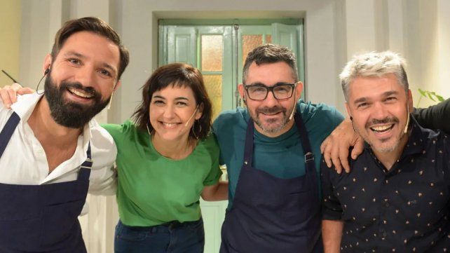 Los ánimos en el programa de la TV Pública, Cocineros Argentinos, están caldeados luego de la salida de un integrante histórico.