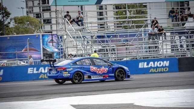 Franco Riva por la victoria. Franco Riva por la victoria.