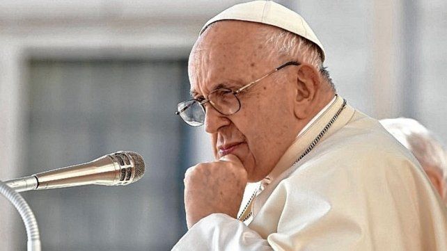 Mensaje. "Estoy siguiendo con lágrimas y preocupación lo que está sucediendo en Israel y Palestina", indicó Francisco. Mensaje. "Estoy siguiendo con lágrimas y preocupación lo que está sucediendo en Israel y Palestina", indicó Francisco.