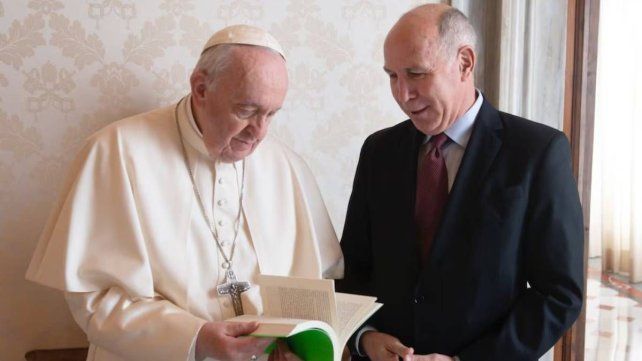 Experiencias con el papa Francisco y su legado Experiencias con el papa Francisco y su legado