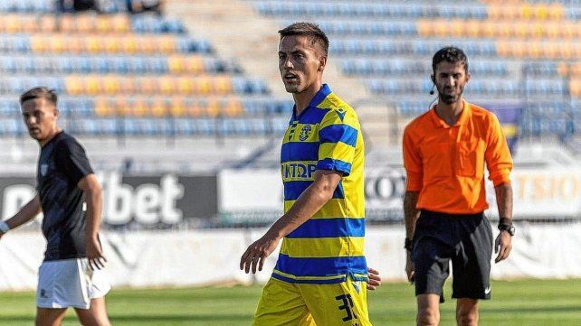 Faustino Dettler sigue de travesía por el fútbol griego. Faustino Dettler sigue de travesía por el fútbol griego.