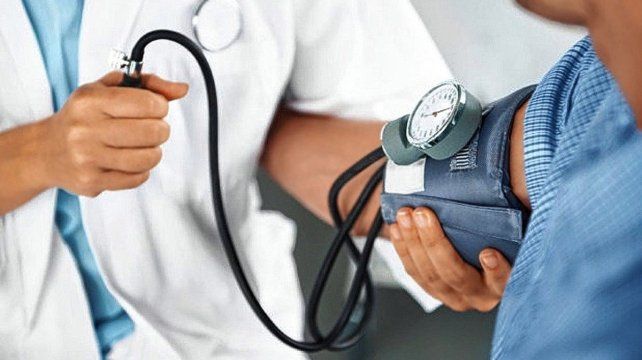 Los controles médicos periódicos y un estilo de vida saludable ayudan a prevenir un ACV Los controles médicos periódicos y un estilo de vida saludable ayudan a prevenir un ACV