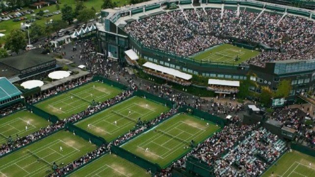 El imponente escenario de Wimbledon. El imponente escenario de Wimbledon.
